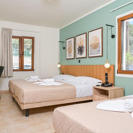 Emily Hotel Agia Paraskevi  Exteriör bild