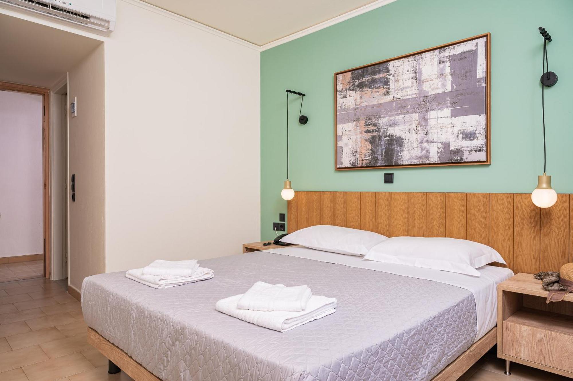 Emily Hotel Agia Paraskevi  Exteriör bild