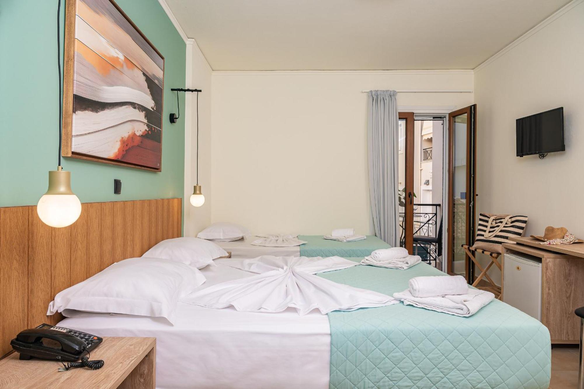 Emily Hotel Agia Paraskevi  Exteriör bild
